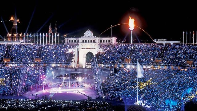 Imagen de la ceremonia de apertura de los Juegos Olímpicos de Barcelona'92, hace 25 años / ARCHIVO