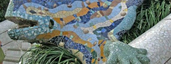 El famós drac de l'Escalinata que porta a la sala Hipòstila