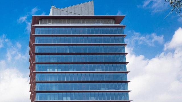 Edificio de la Torre Marina, nueva sede del Registro de la Propiedad / Registradors de Catalunya