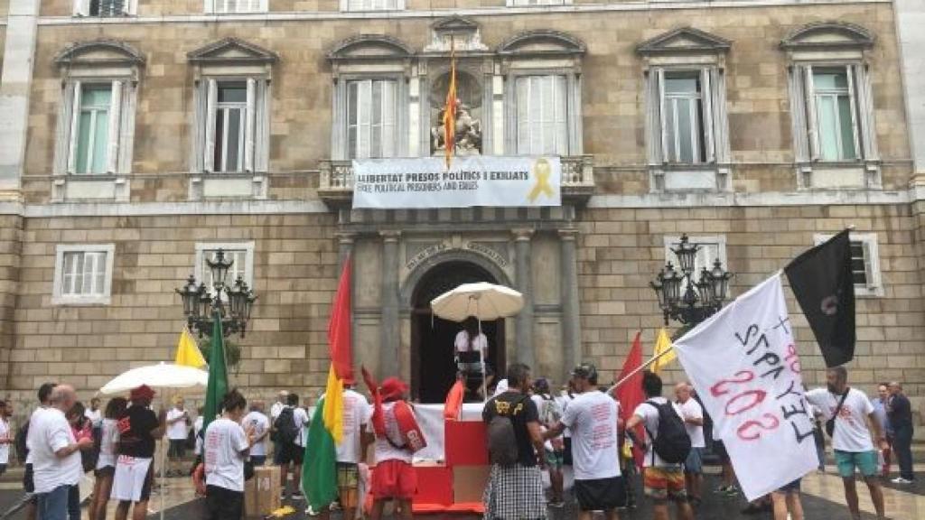 Els socorristes reclamen un decret sectorial davant de la Generalitat en imatge d'arxiu / A.O.