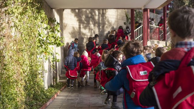 Niños inaugurando el curso escolar del año pasado / Archivo