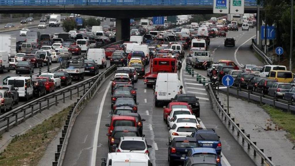 Retencions a la Ronda de Dalt  / Arxiu