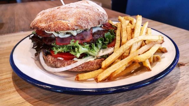 Burger Harry's Burning