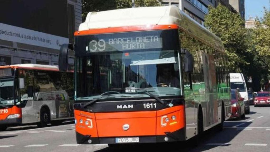 Imatge d'arxiu d'una línia d'autobús a Barcelona