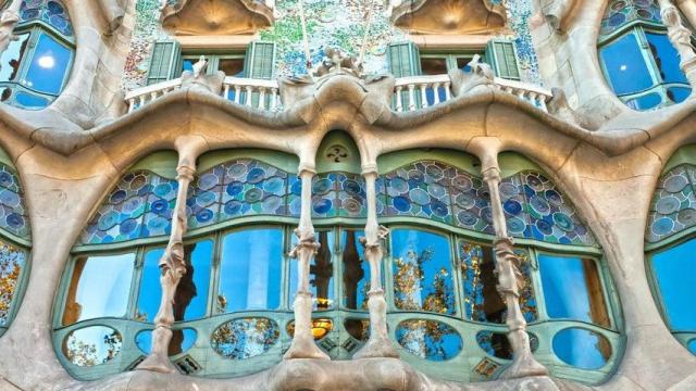 Así es la fachada de la Casa Batlló, en el paseo de Grácia / Archivo