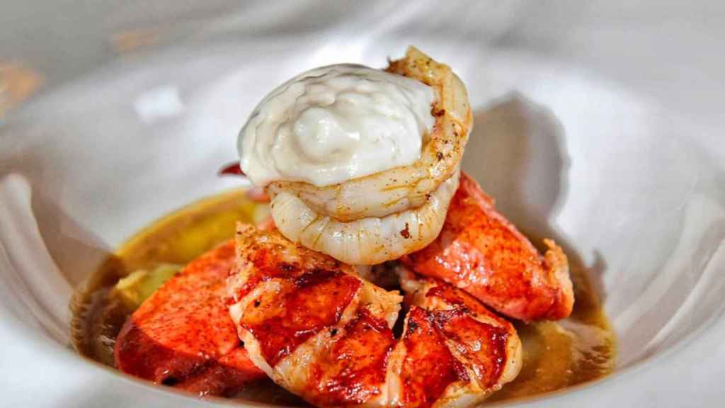 Platillo de llagosta / PASSEIG DE GOURMETS