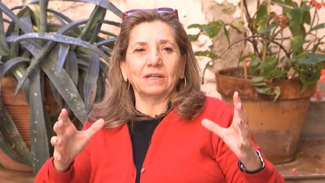 Isona Passola en un momento del vídeo difundido por +Macba +Cultura