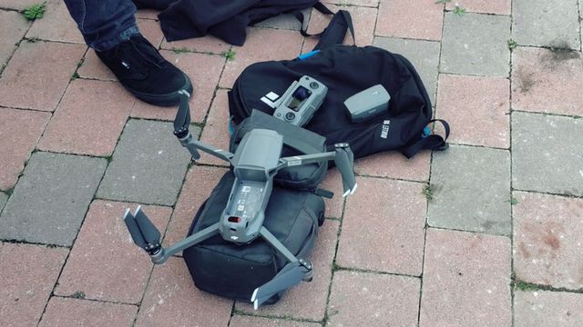 Interceptado un dron que sobrevolaba el Mobile durante la presentación del MWC / MOSSOS