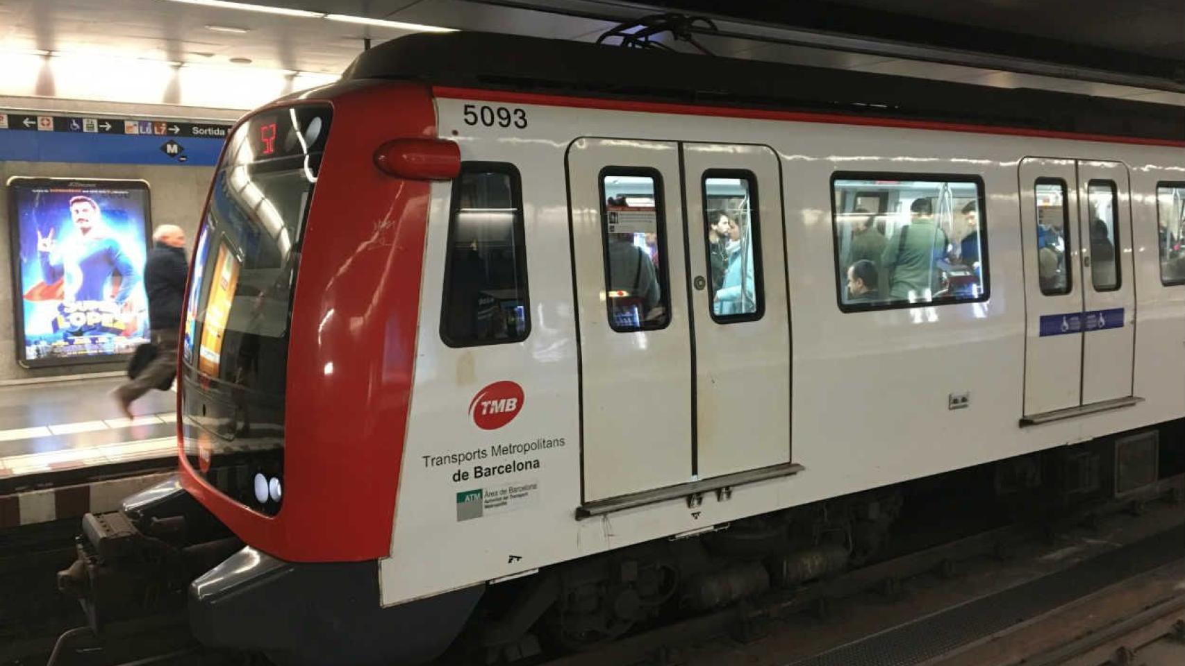 un convoy del metro de Barcelona en una imagen de archivo