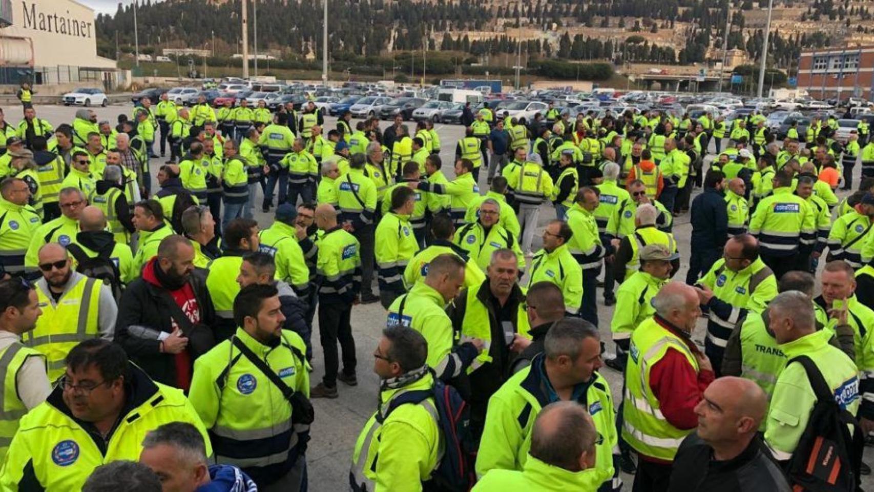 La asociación de transportistas Sintraport en el Puerto de Barcelona / Sintraport