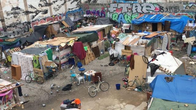 Colau intenta tapar las vergüenzas de BCN en la precampaña tras las denuncias de MA