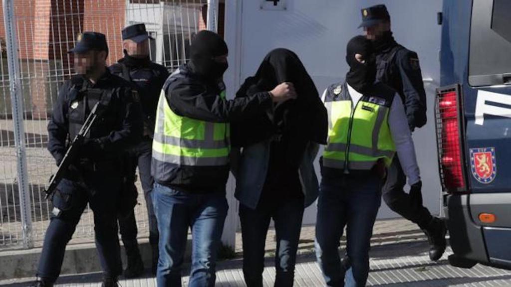 Imatge d'arxiu de la detenció d'un suposat jihadista / EFE