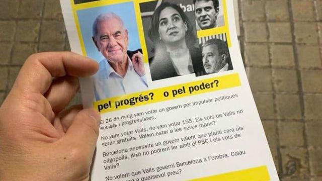 El 'flyer' que se reparte contra el pacto de Colau con el PSC / FACEBOOK SISCU BAIGES