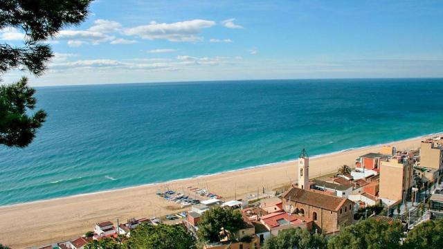 Imagen archivo de una playa cercana a Barcelona