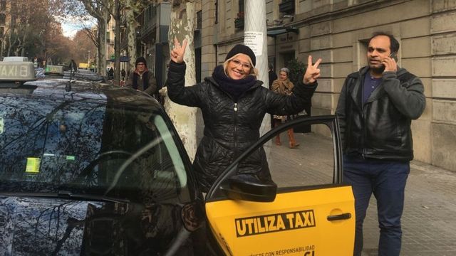 Una taxista en Barcelona / PAULA BALDRICH