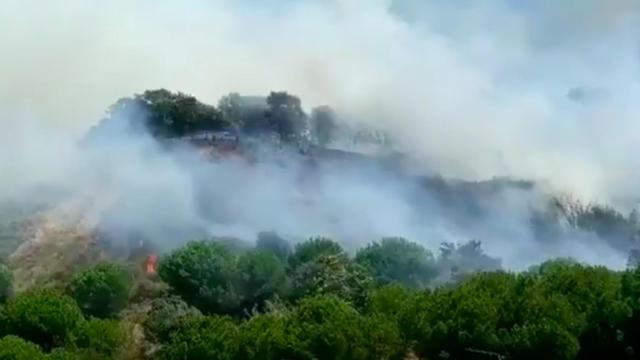 Incendio en la montaña de Montjuïc / @MONTSEYESTER