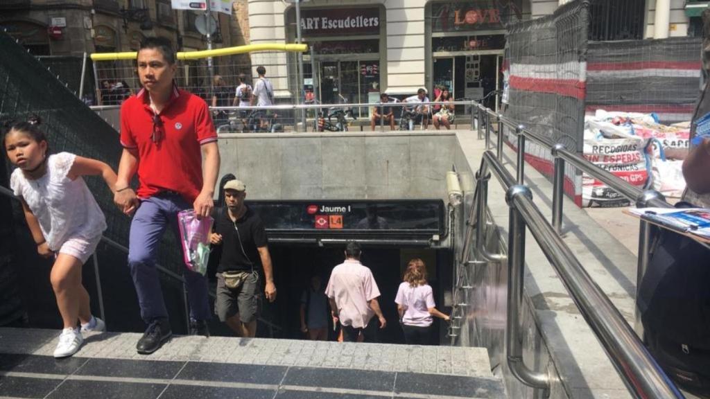 La sortida de metro de Jaume I situada al Gòtic / METRÒPOLI OBERTA