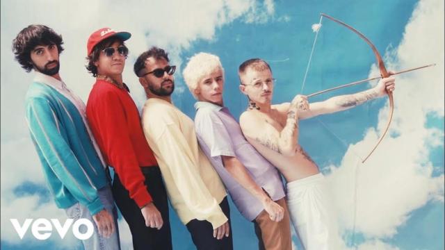 Los integrantes del grupo Cupido en uno de sus videoclips / VEVO