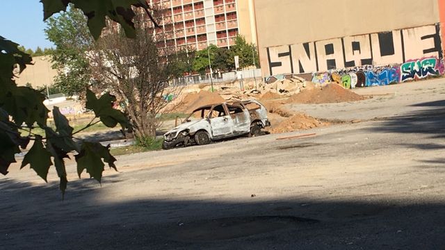 Descampado donde el Govern quiere construir el centro de MENAs / A.F.