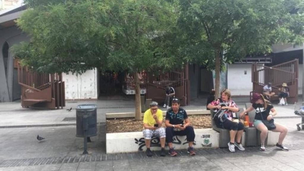 Turistes a la plaça de la Gardunya / MA