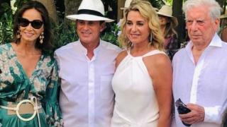 Manuel Valls y Susana Gallardo junto a Isabel Preysler y Mario Vargas Llosa durante el día de la boda