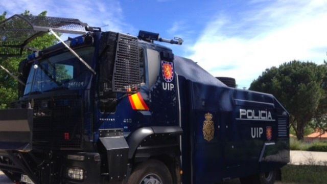Camión con cañón de agua de la Policía Nacional / EUROPA PRESS