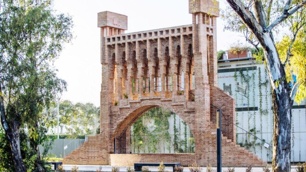 Imatge de la reconstrucció de la cascada de la Casa Vicens al Museu de les Aigües de Barcelona