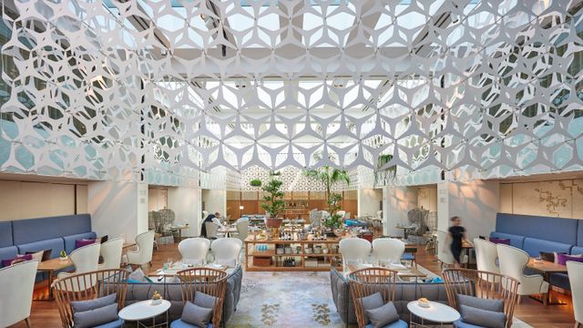 Interior de uno de los restaurantes situados en el interior del hotel Mandarin, uno de los hoteles más conocidos / site oficial HOTEL MANDARIN