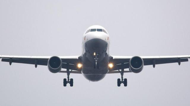 Un avión procedente de Irán con 200 personas ha aterrizado en Barcelona / ARCHIVO