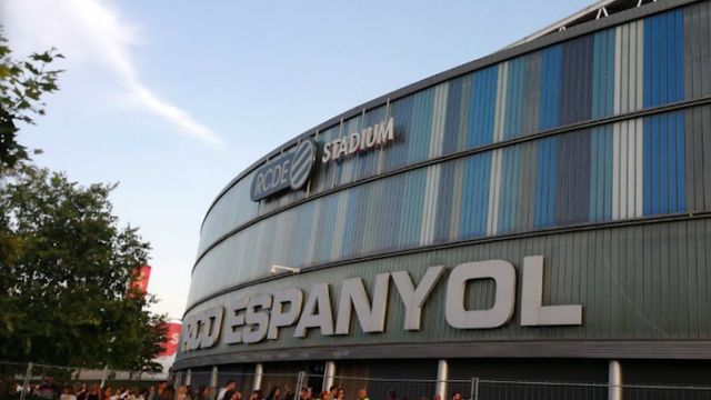 Estadio del Espanyol en Cornellà, donde no podrán acercarse los detenidos que cuentan con una orden de alejamiento / GOOGLE MAPS