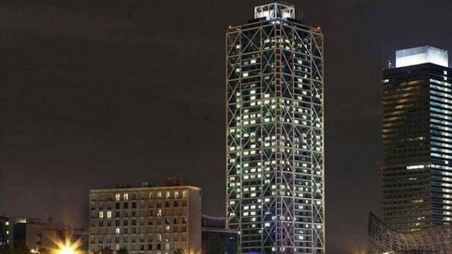 El Hotel Arts, de noche / EFE