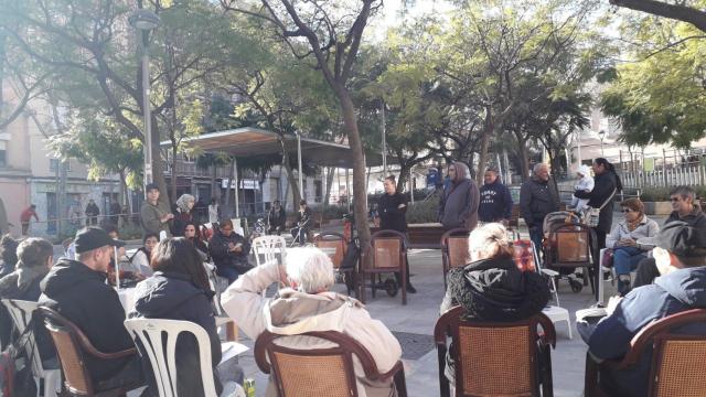 Red de Apoyo Mutuo Trinitat, colectivo desde el que denuncian que el Ayuntamiento las suplanta / MUTUXARXA