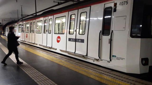 Un metro de Barcelona durante la pandemia del Covid-19 / TWITTER TMB