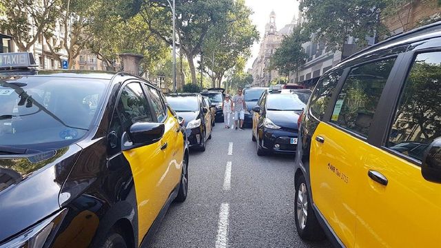 Taxis en Barcelona / EUROPA PRESS