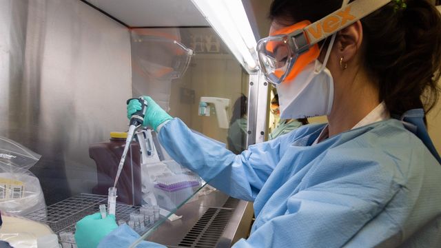 Servicio de Virología del Hospital Clínic, donde se realizan pruebas del coronavirus / HOSPITAL CLÍNIC