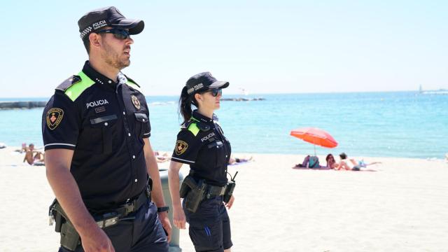 Agentes de la Guardia Urbana en Barcelona