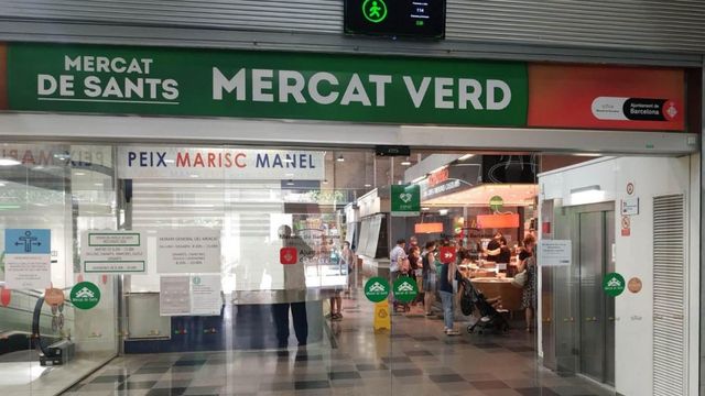 Sistema de cámaras y pantallas en el mercado de Sants / Ayuntamiento de Barcelona