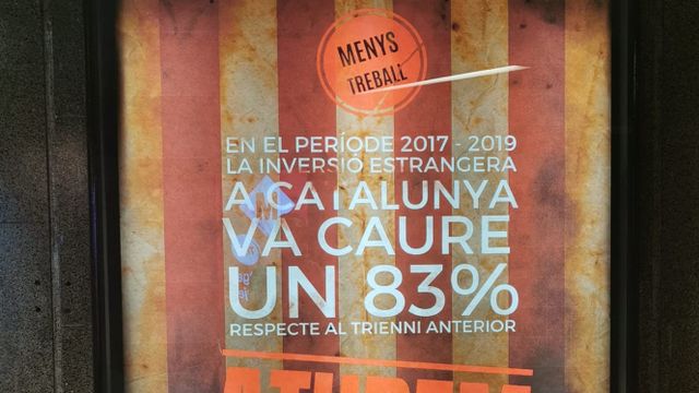 Una imagen de la campaña de Societat Civil Catalana en el metro de Barcelona / TWITTER FERNANDO SÁNCHEZ COSTA