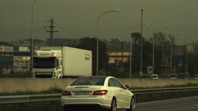 Uno de los coches de alta gama con los que los denunciados usaron un permiso de conducir italiano falso para evitar multas / MOSSOS D'ESQUADRA