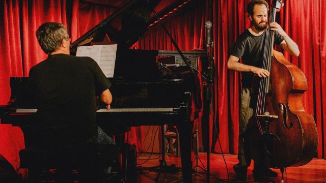 Músicos en un concierto del Jazz Club Milano