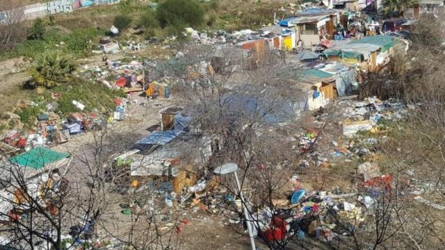 Un asentamiento en la calle de Bilbao, en el distrito de Sant Martí / MA