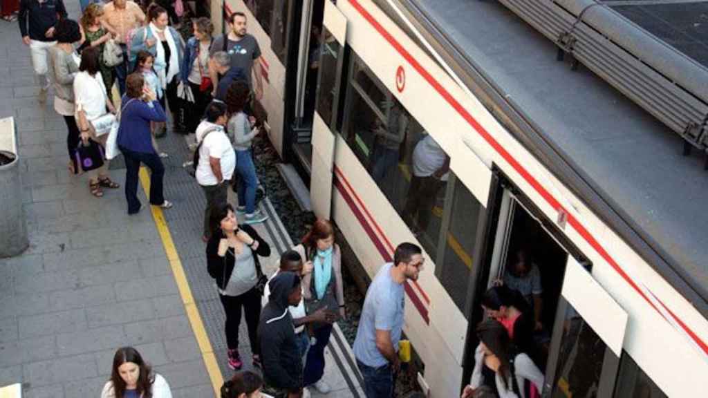 Imatge d'arxiu d'un tren de Renfe / EFE