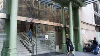 El Hospital Clínic externaliza la esterilización de su material quirúrgico sensible