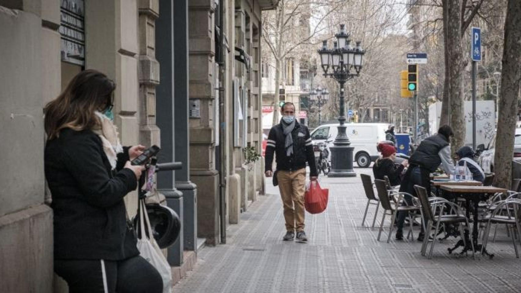 Ambiente en la Calle Muntaner / PABLO MIRANZO