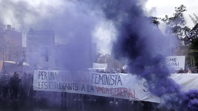 Manifestación de estudiantes en Barcelona por el Día Internacional de la Mujer/ EUROPA PRESS