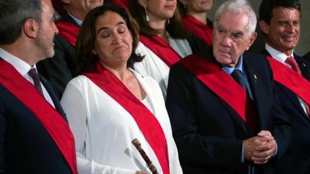 Ernest Maragall i Manuel Valls, amb Ada Colau i Jaume Collboni / AGENCIAS
