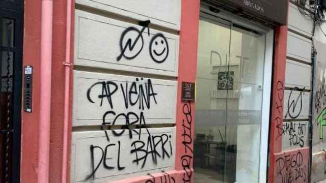 pintadas okupa poblesec_570x340