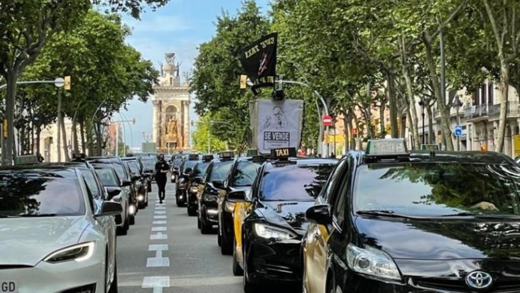 El sector del taxi es manifesta a Barcelona / DAVID GORMAN