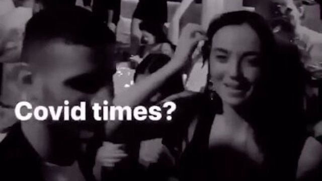 Imagen de la fiesta sin mascarillas ni distancia de seguridad en Carpe Diem / REDES SOCIALES