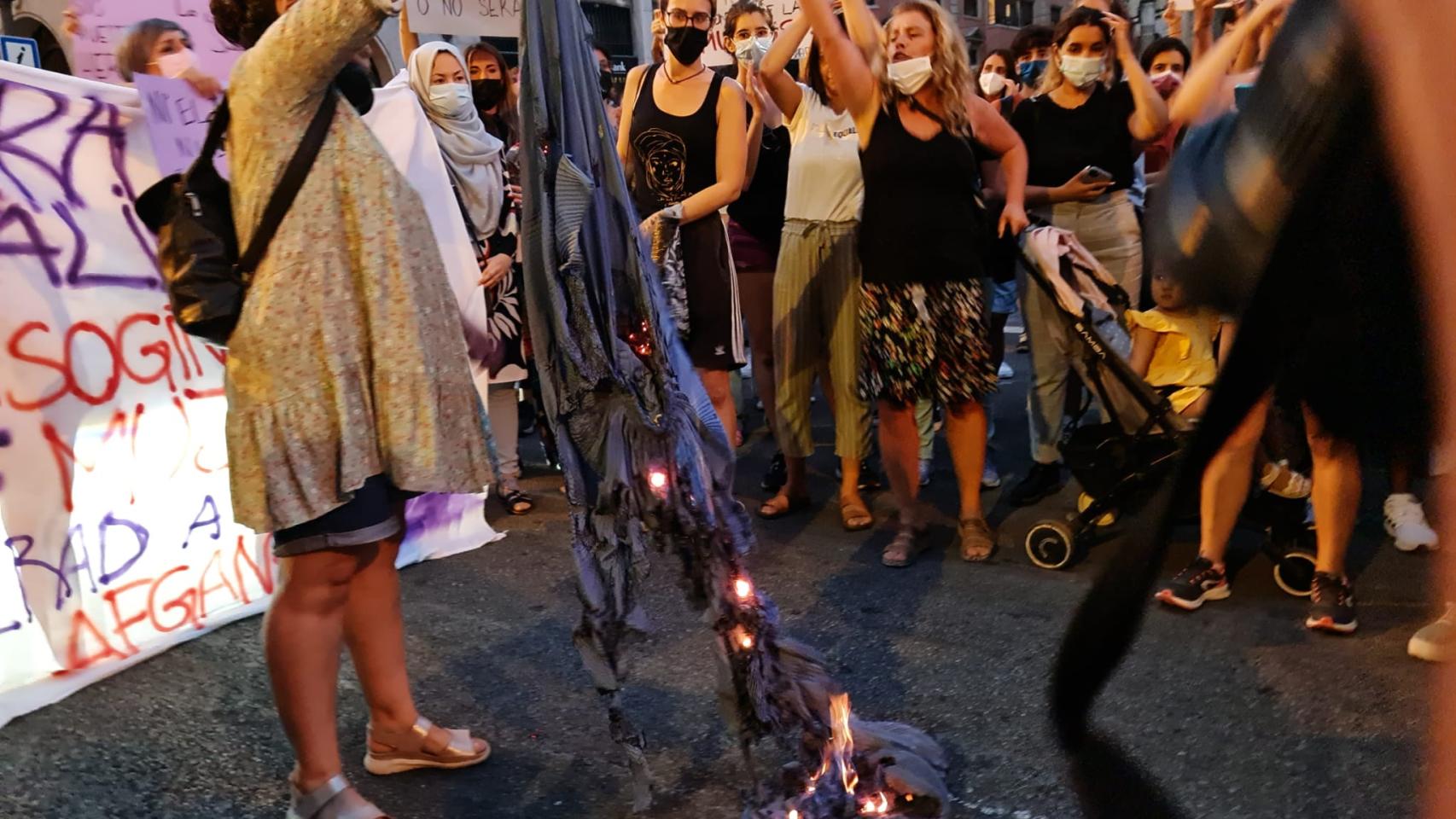 El Burka, un presidio de tela